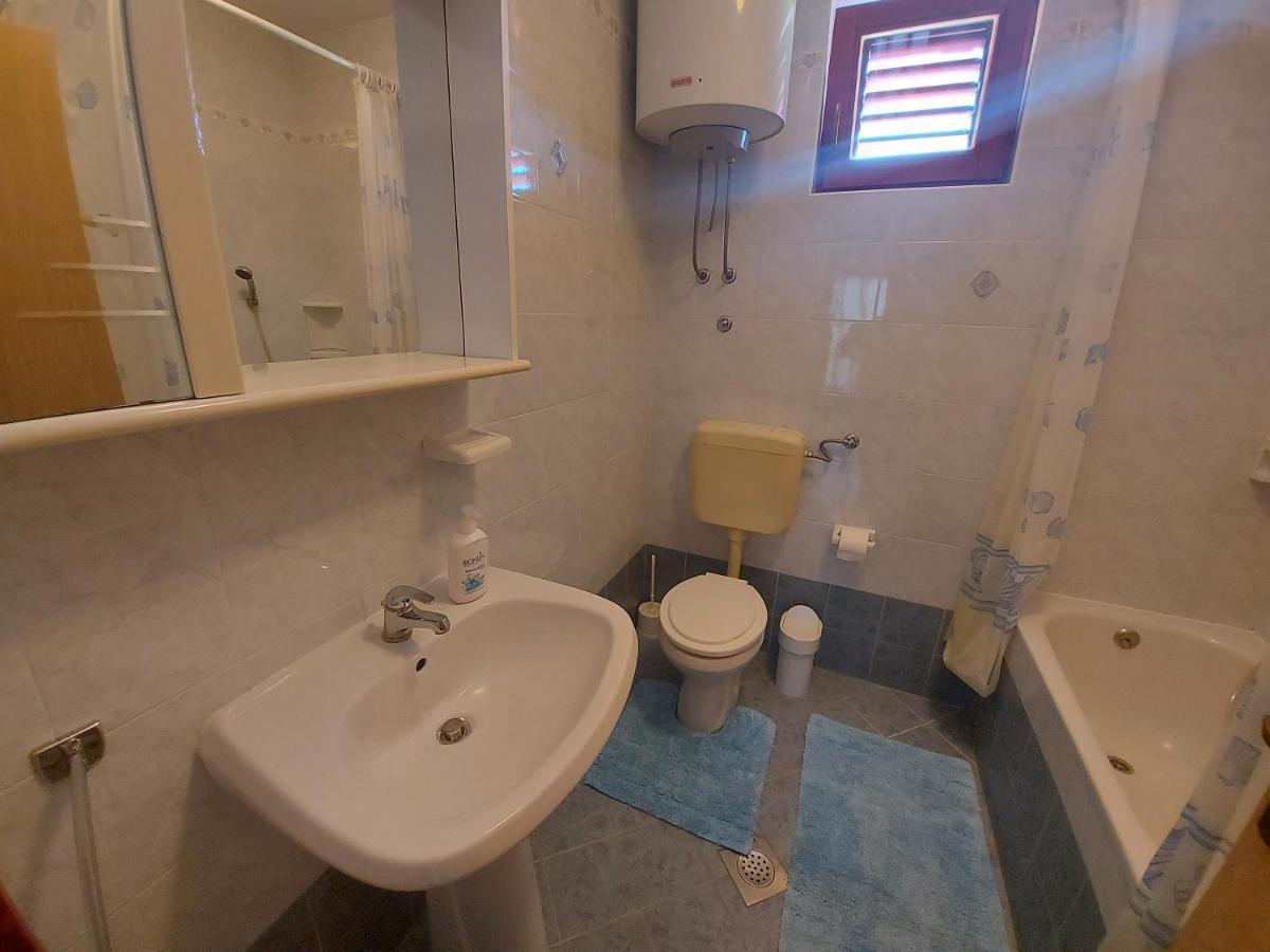 Apartments Elizabeta Draga Bašćanska 외부 사진